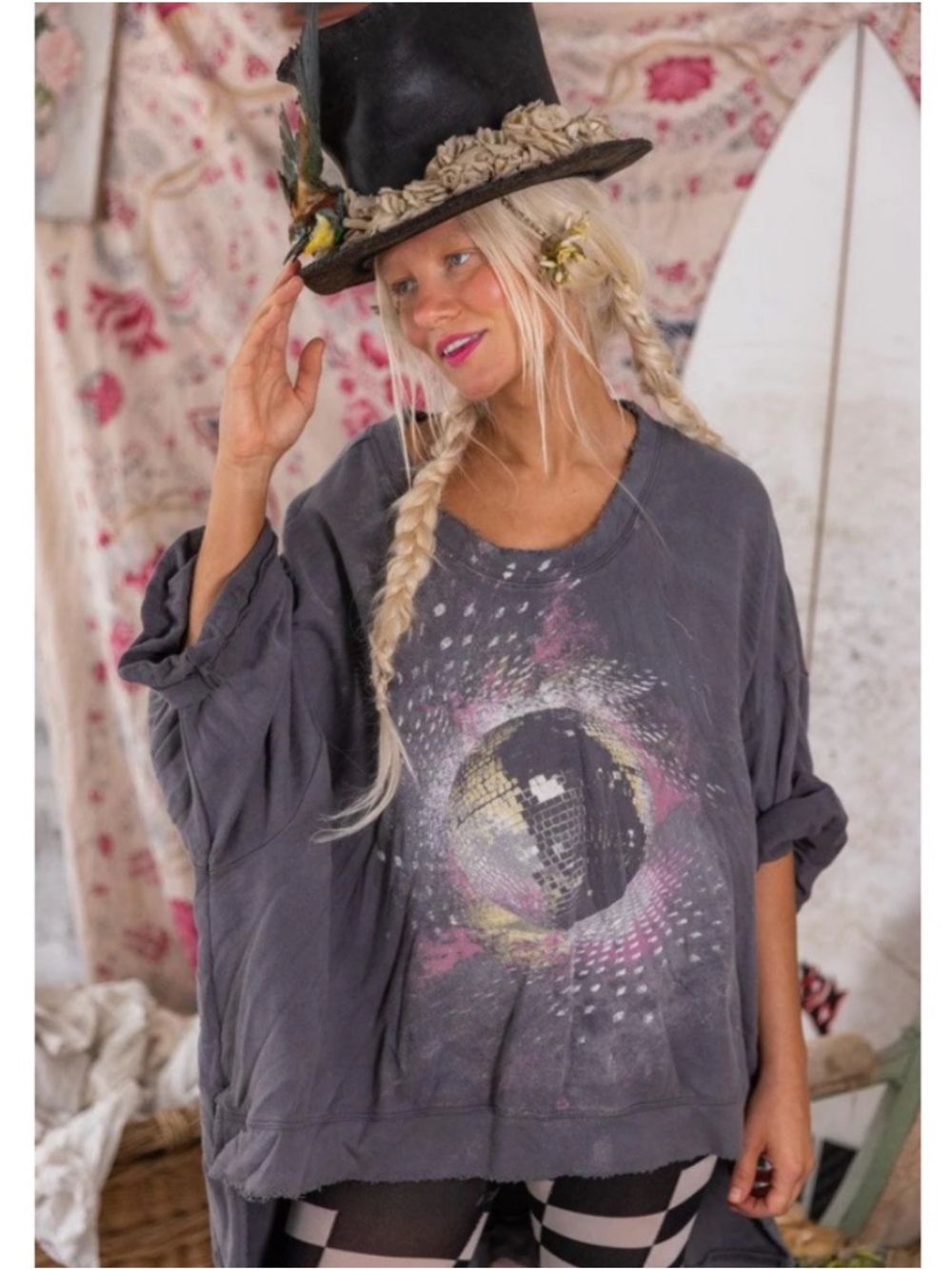 Magnolia Pearl 🪩💕 Francis Hi Lo Washed Gray Disco Sweatshirt Top OSFM